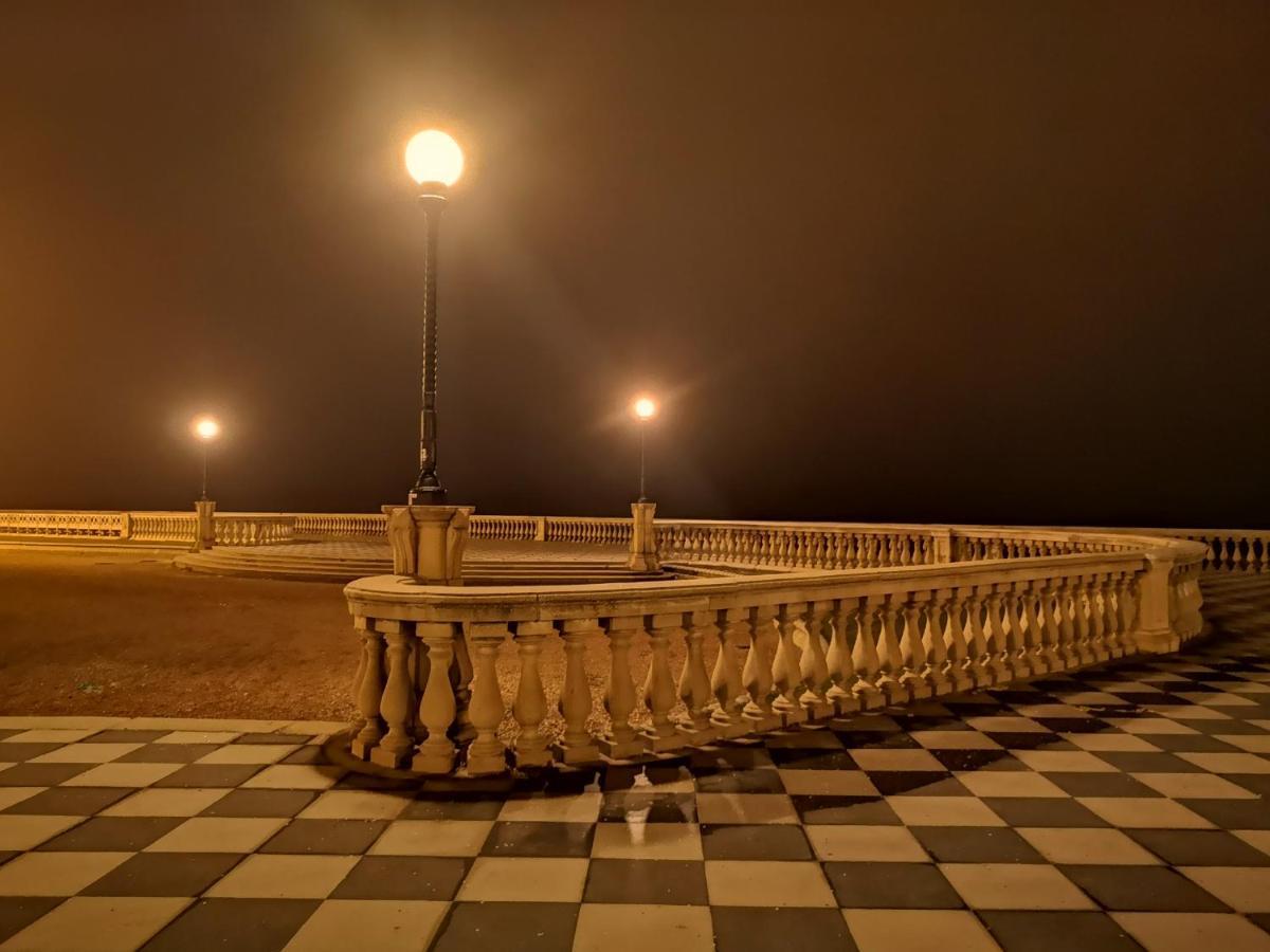 Torretta10 Guesthouse Ливорно Экстерьер фото